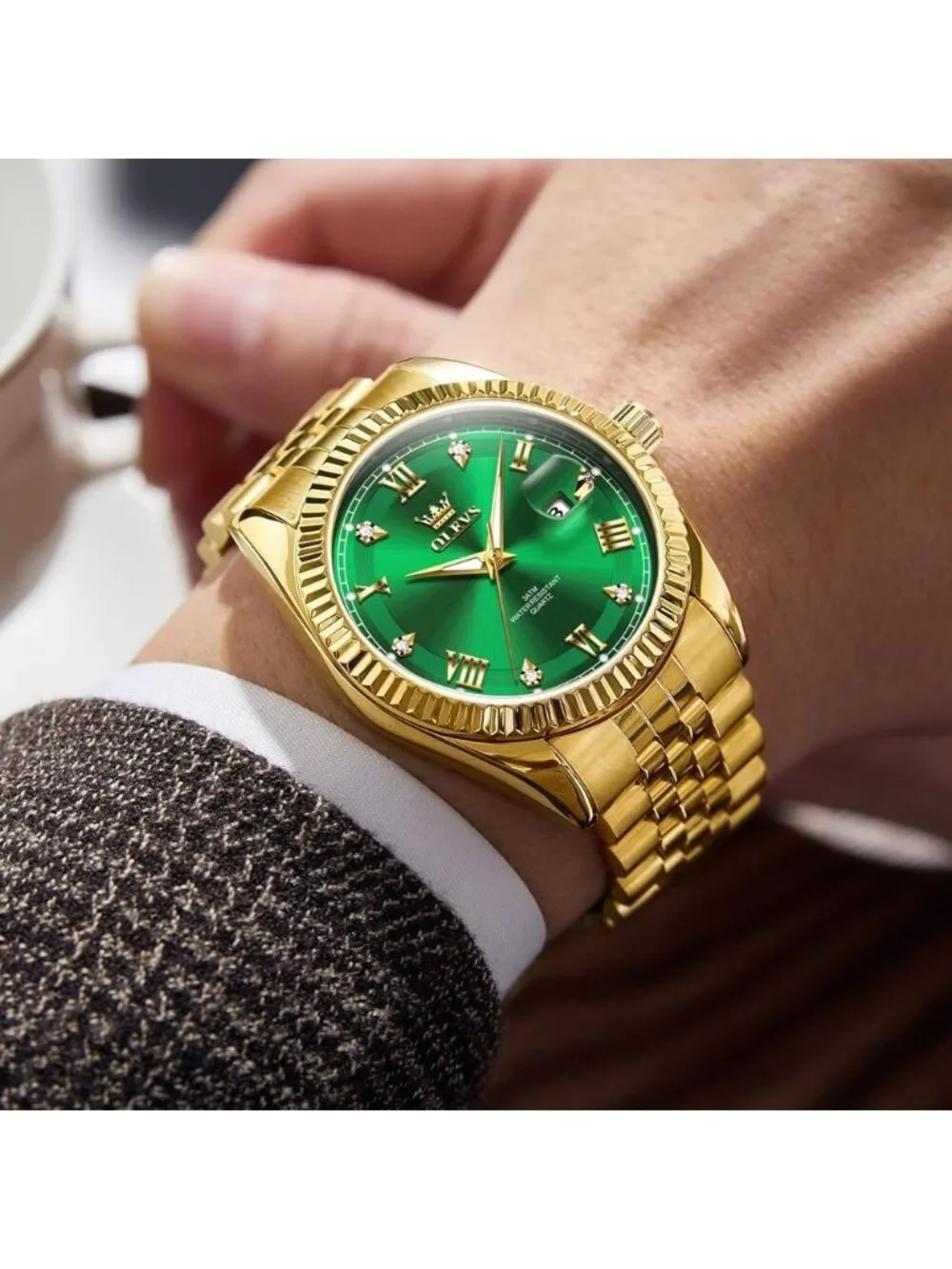Men's Green Two Tone Diamond Classic Analog Stainless Steel Waterproof Watch